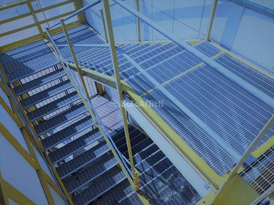 Immagine 12 di Ufficio in affitto  in viale Magna Grecia a Catanzaro