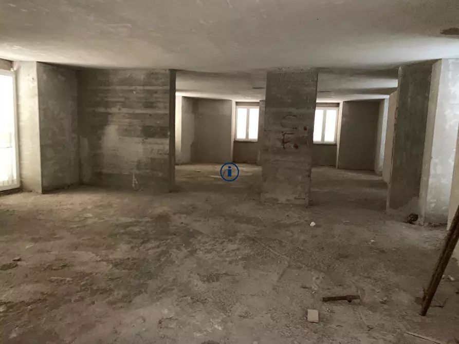 Immagine 7 di Appartamento in vendita  in Via Dei Giardini Reali a Caserta