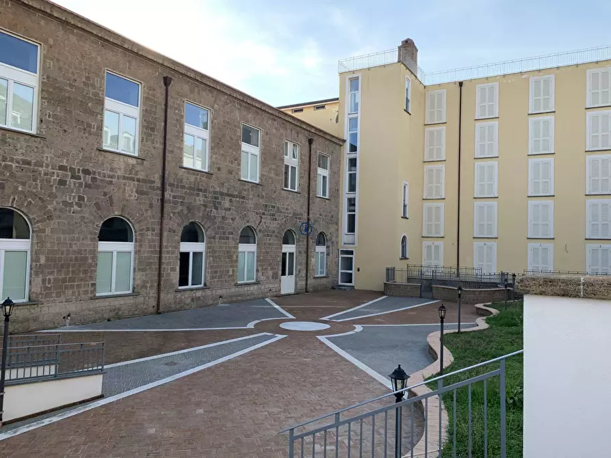 Immagine 11 di Appartamento in vendita  in Via Dei Giardini Reali a Caserta