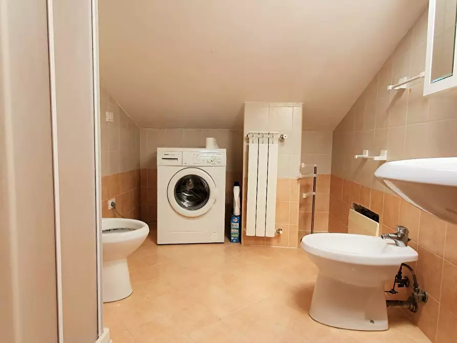 Immagine 6 di Appartamento in affitto  in Via Romagna a Catanzaro