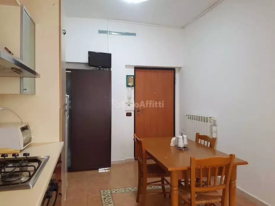 Immagine 4 di Appartamento in affitto  in via Cristoforo Colombo a Catanzaro