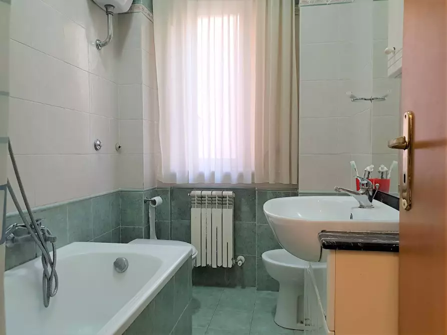 Immagine 13 di Appartamento in affitto  in via Murano a Catanzaro