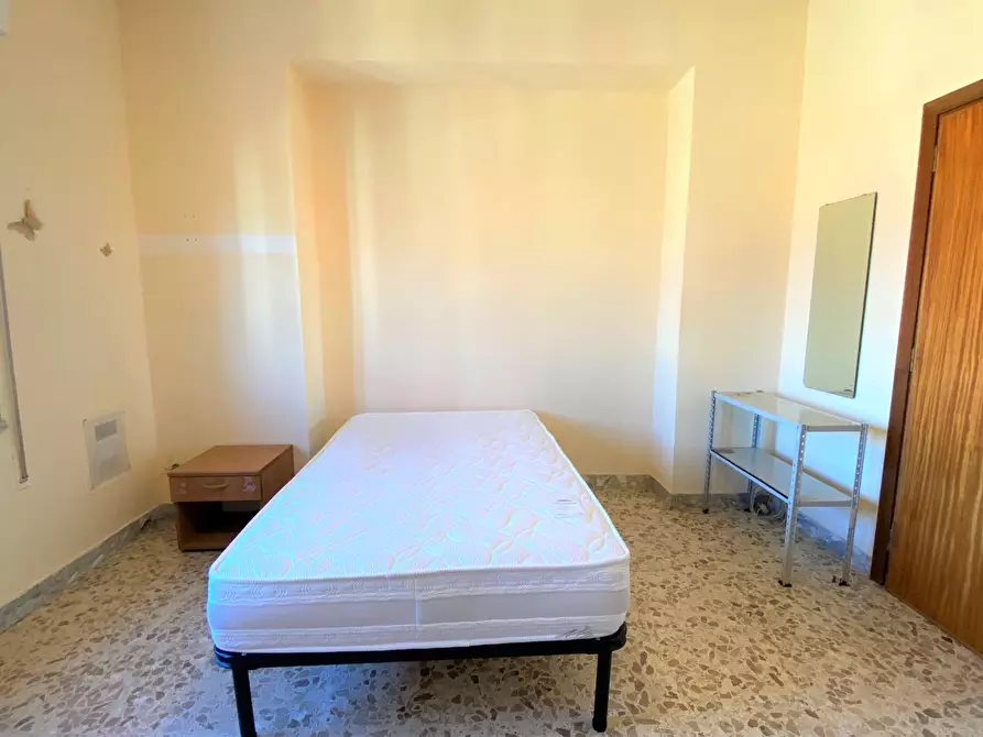 Immagine 8 di Camera in affitto  in via Madonna dei Cieli a Catanzaro