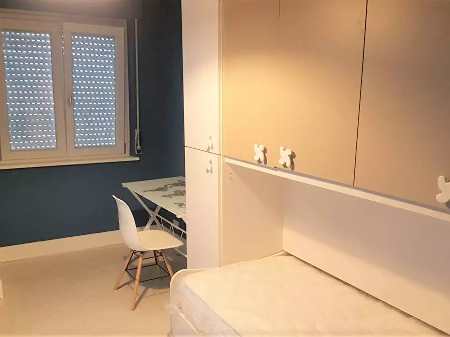 Immagine 8 di Camera in affitto  in Via Enrico Aristippo a Catanzaro