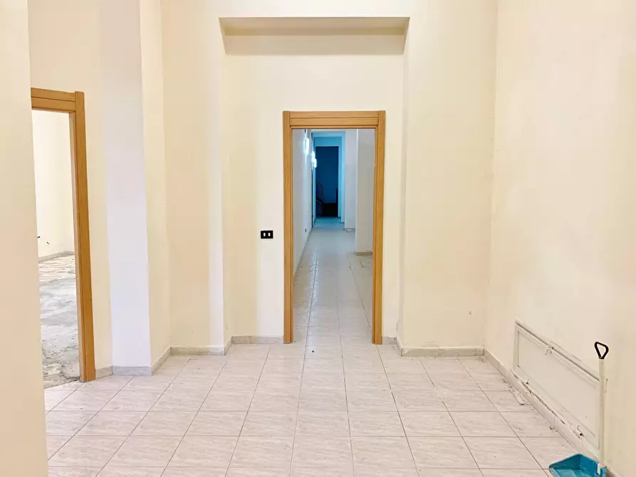 Immagine 4 di Magazzino in vendita  in Via Madonna dei cieli a Catanzaro