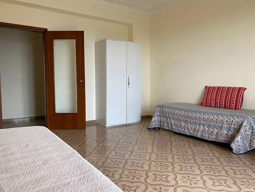 Immagine 8 di Camera in affitto  in via San Brunone di Colonia a Catanzaro