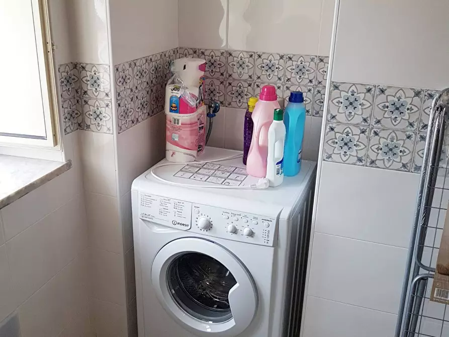 Immagine 19 di Palazzo in affitto  in via del progresso a Catanzaro