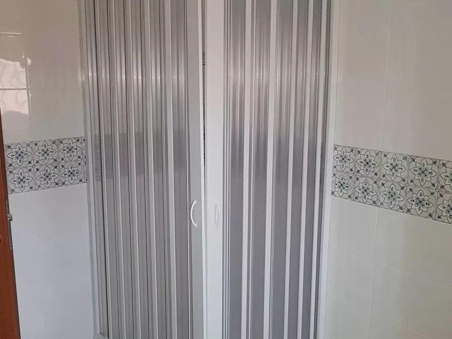 Immagine 21 di Palazzo in affitto  in via del progresso a Catanzaro