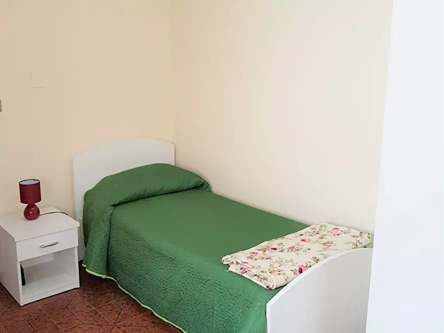 Immagine 12 di Palazzo in affitto  in via del progresso a Catanzaro