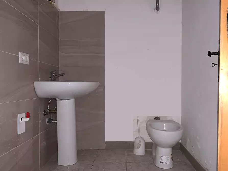 Immagine 6 di Camera in affitto  in via Italia a Catanzaro