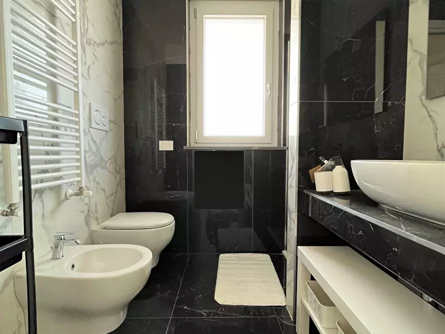 Immagine 7 di Appartamento in affitto  in Viale Crotone a Catanzaro