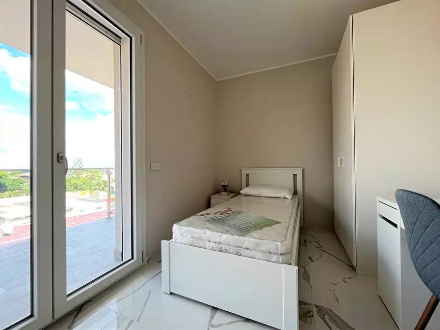 Immagine 11 di Appartamento in affitto  in Viale Crotone a Catanzaro