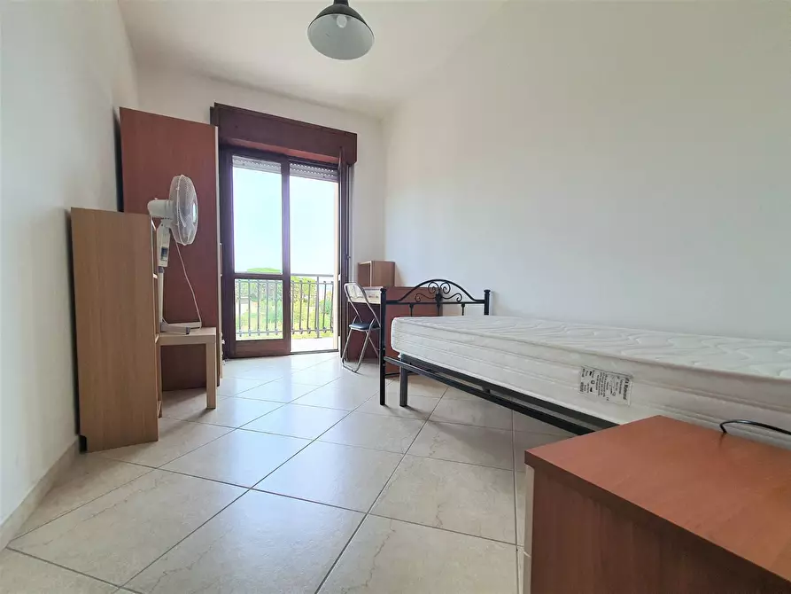 Immagine 12 di Camera in affitto  in Viale Crotone a Catanzaro