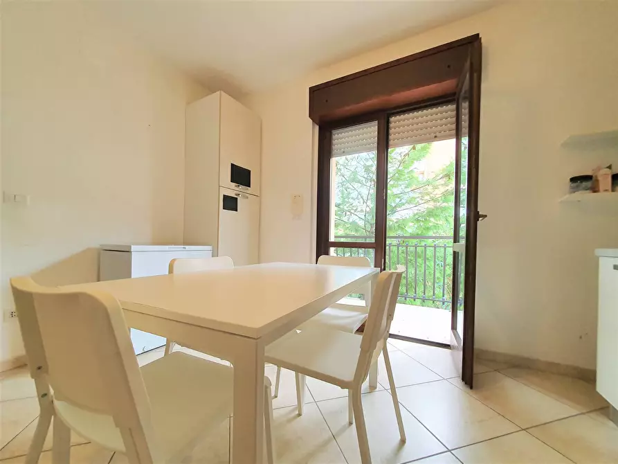 Immagine 5 di Camera in affitto  in Viale Crotone a Catanzaro