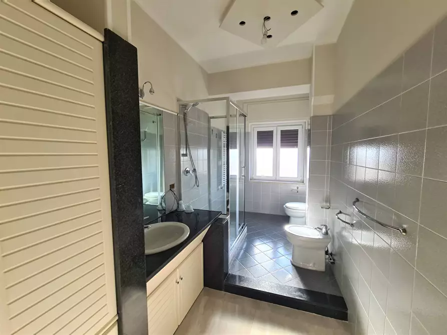 Immagine 10 di Camera in affitto  in Viale Crotone a Catanzaro