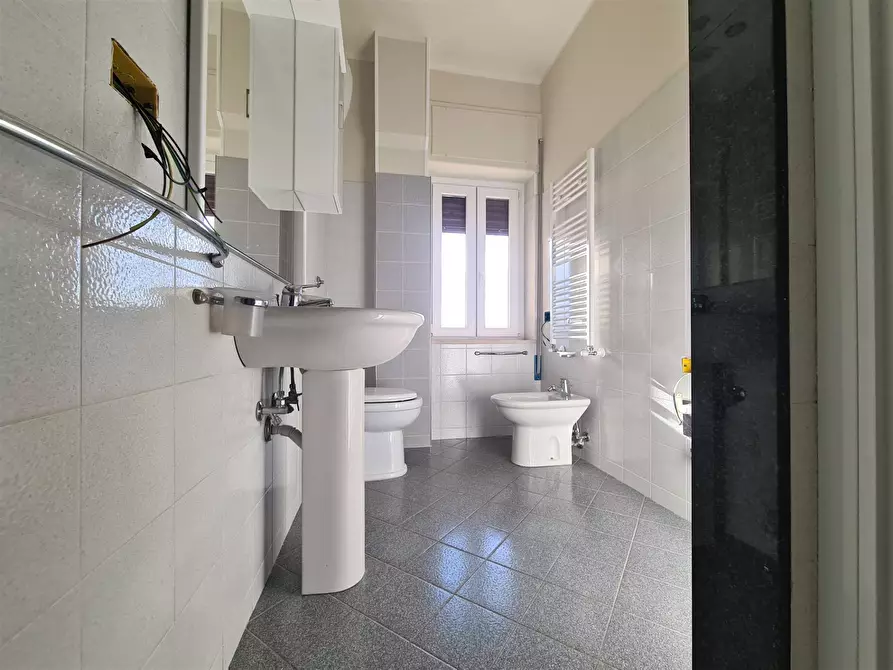 Immagine 14 di Camera in affitto  in Viale Crotone a Catanzaro