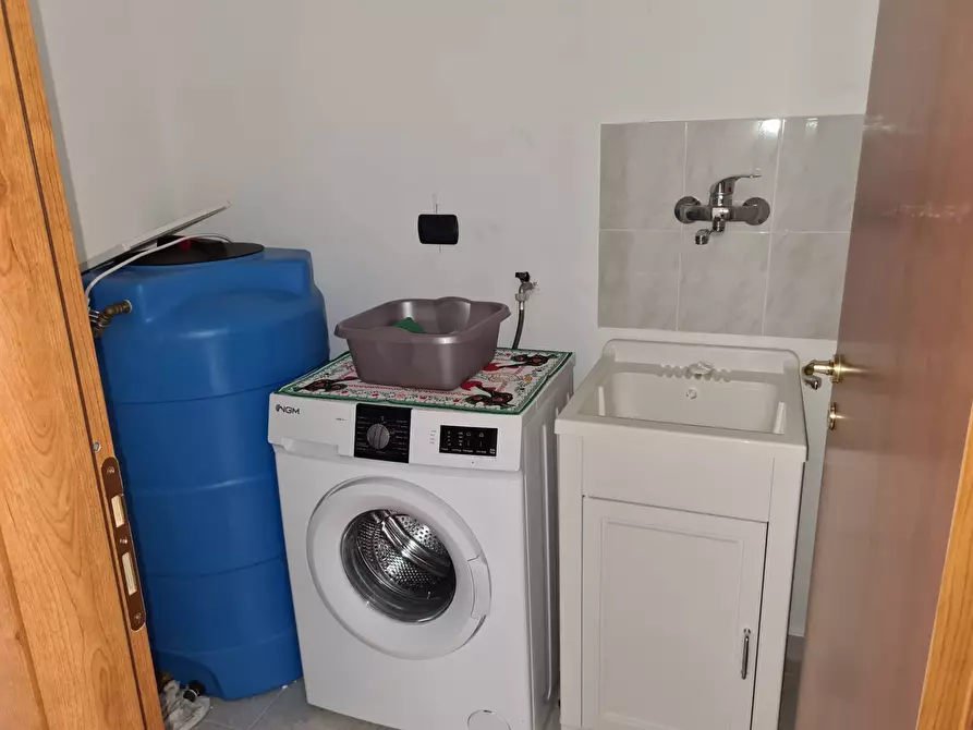 Immagine 9 di Appartamento in affitto  in via Fiume a Catanzaro