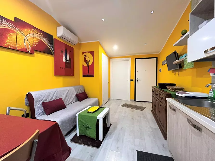 Immagine 1 di Appartamento in affitto  in Via Torrazzo a Catanzaro