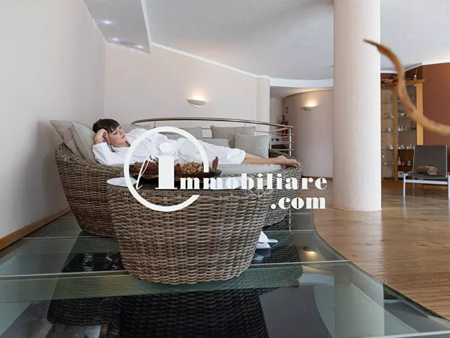 Immagine 4 di Albergo/B&B/Residence in vendita  in VIGO DI FASSA a San Giovanni Di Fassa