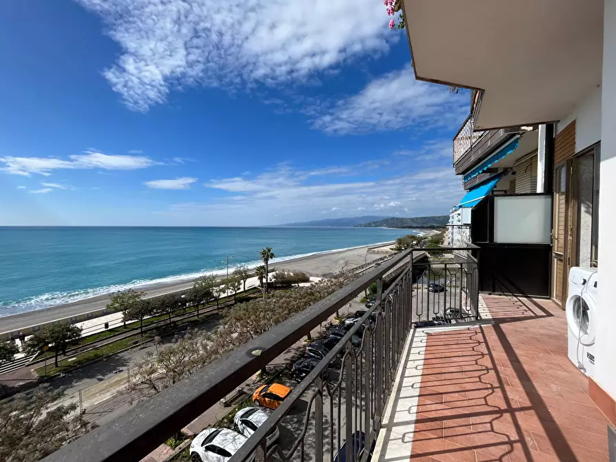 Immagine 1 di Appartamento in affitto  in Via Barletta a Catanzaro