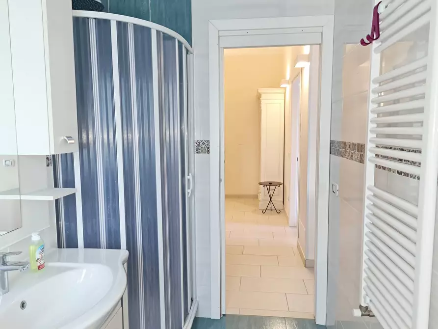 Immagine 9 di Appartamento in affitto  in Via Lungomare Stefano Pugliese a Catanzaro