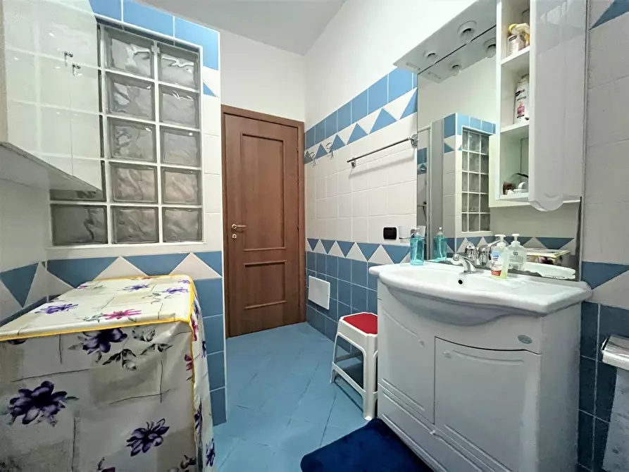 Immagine 11 di Appartamento in affitto  in Via Magellano a Catanzaro