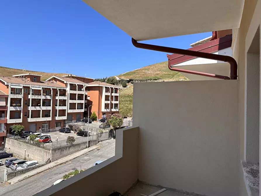Immagine 4 di Appartamento in vendita  in Via Armando Fares a Catanzaro