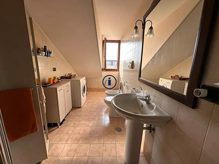 Immagine 26 di Appartamento in vendita  in Via Gabriele D'Annunzio a San Nicola La Strada