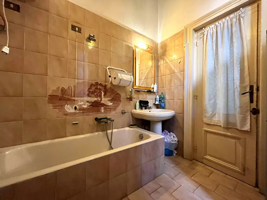 Immagine 8 di Ufficio in affitto  in via Milano a Catanzaro