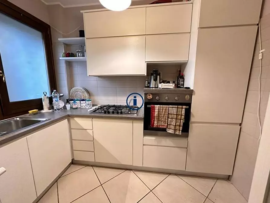 Immagine 6 di Appartamento in vendita  in Via San Rocco a Caserta