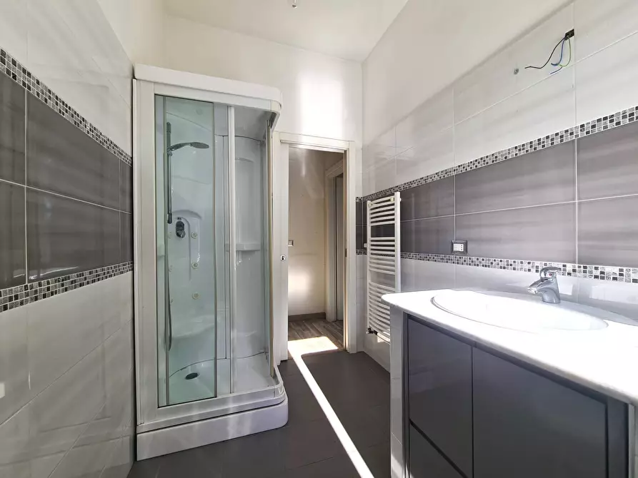 Immagine 10 di Appartamento in vendita  in Viale Magna Grecia a Catanzaro