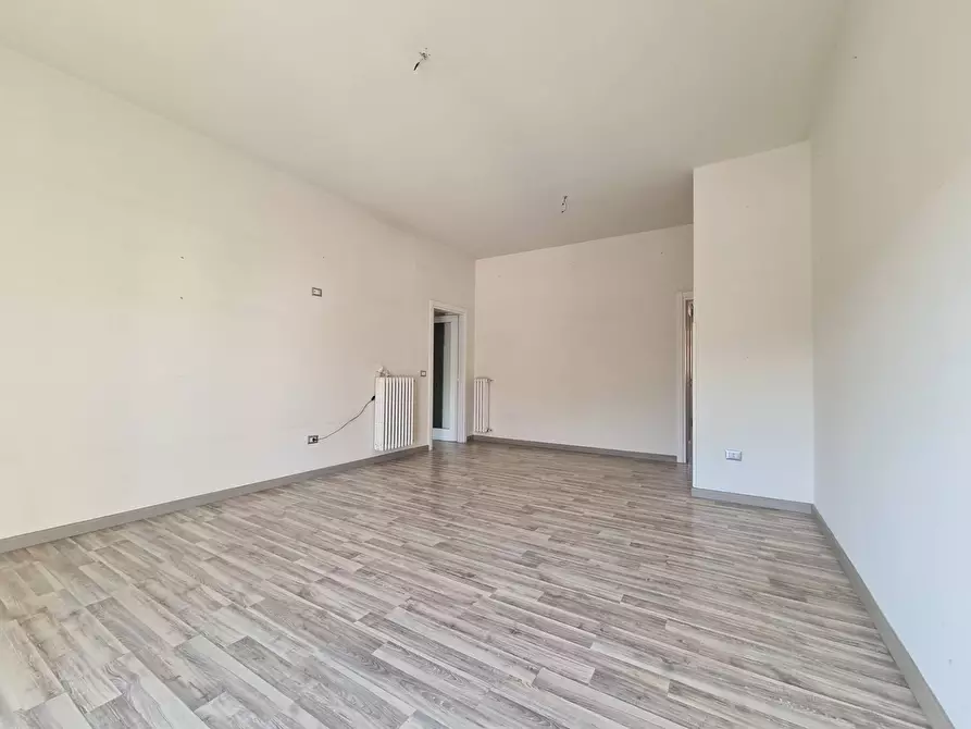 Immagine 3 di Appartamento in vendita  in Viale Magna Grecia a Catanzaro