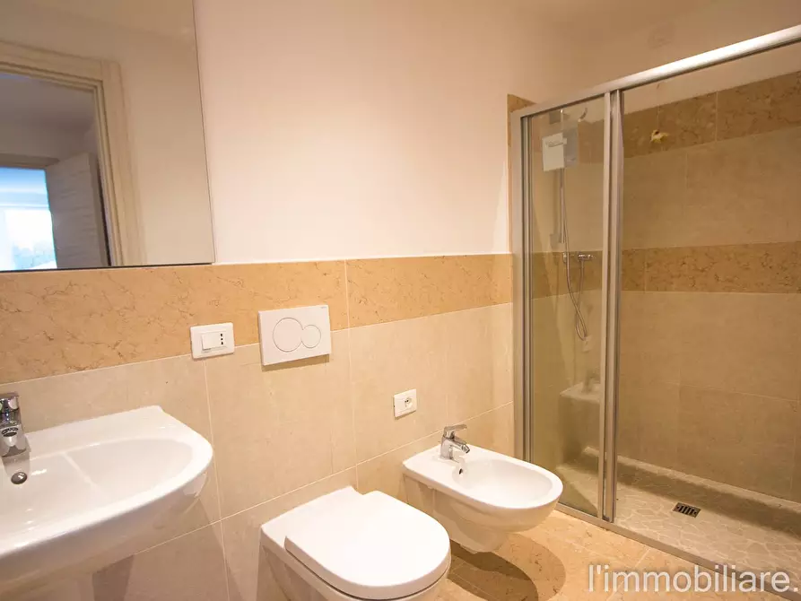 Immagine 12 di Appartamento in affitto  in Via Antonio Milani a Verona