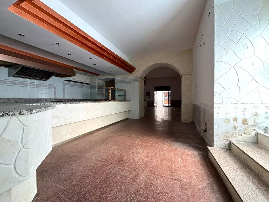 Immagine 3 di Negozio in affitto  in via Vincenzo De Grazia a Catanzaro