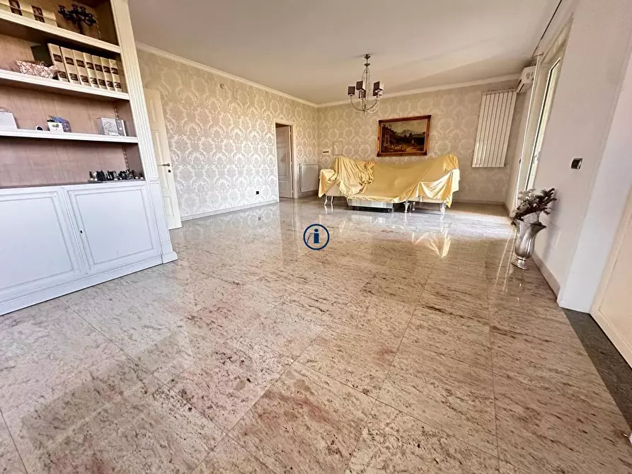 Immagine 3 di Appartamento in vendita  in Via Michelangelo Buonarroti a San Nicola La Strada