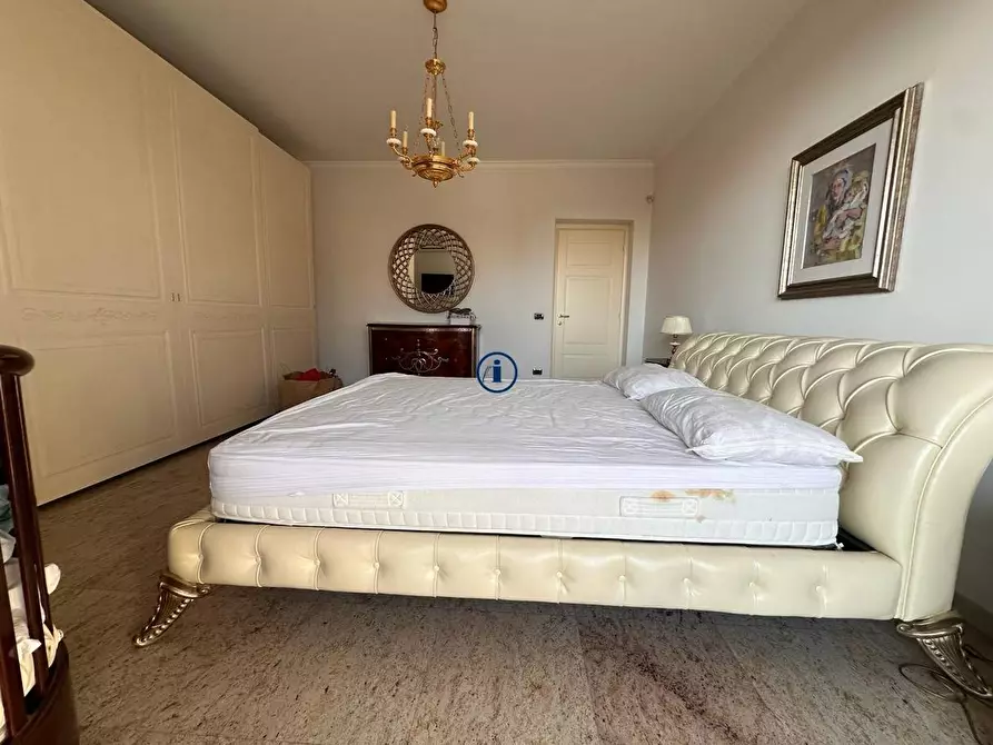 Immagine 17 di Appartamento in vendita  in Via Michelangelo Buonarroti a San Nicola La Strada