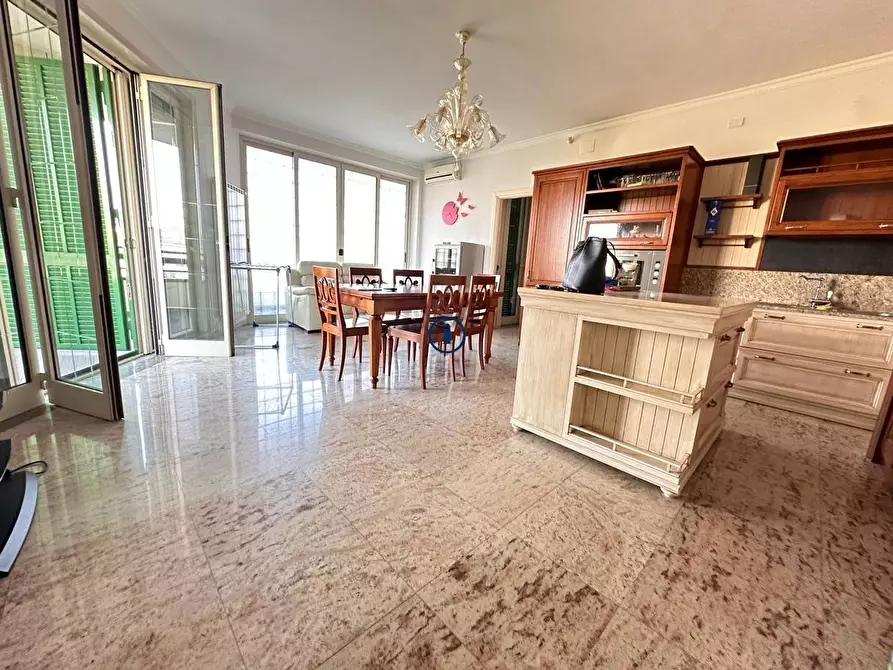 Immagine 7 di Appartamento in vendita  in Via Michelangelo Buonarroti a San Nicola La Strada