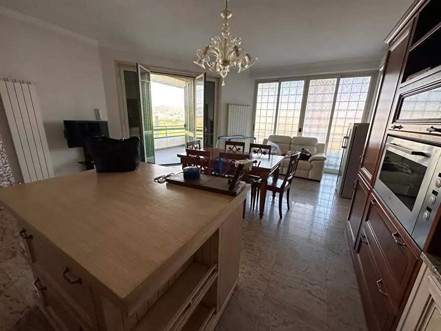 Immagine 11 di Appartamento in vendita  in Via Michelangelo Buonarroti a San Nicola La Strada