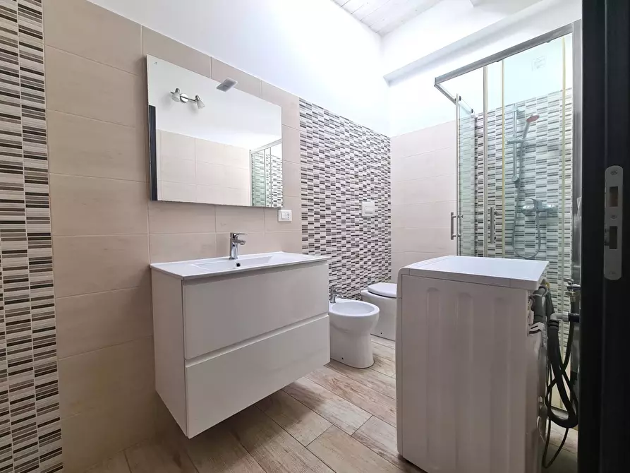 Immagine 7 di Appartamento in vendita  in Via Genova a Catanzaro