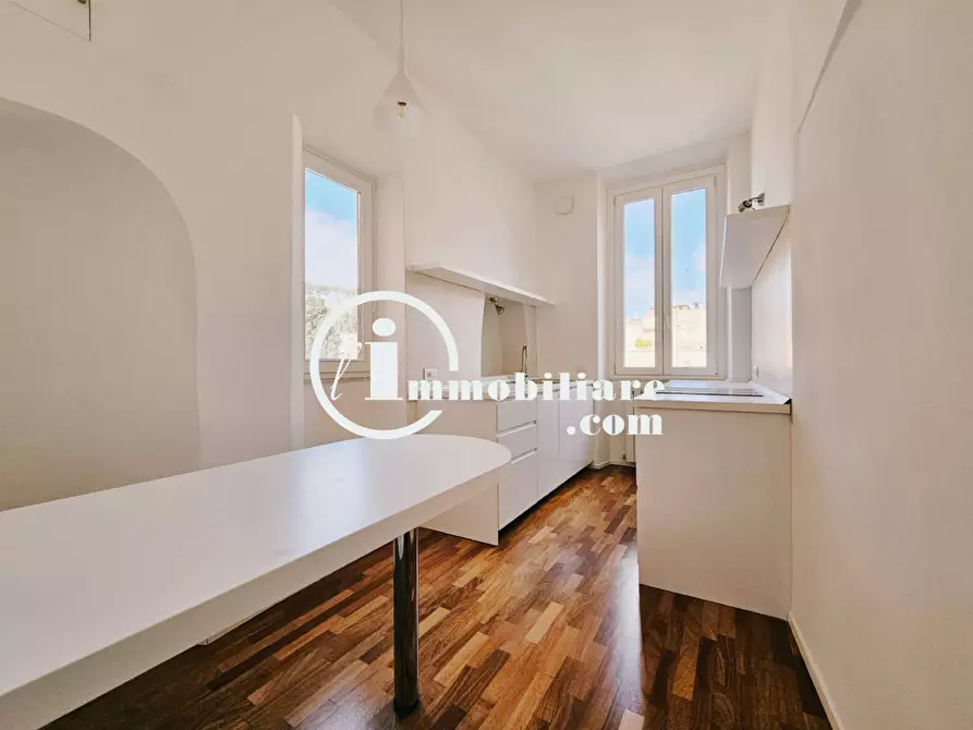 Immagine 1 di Appartamento in vendita  in Via Delle Mantellate a Roma