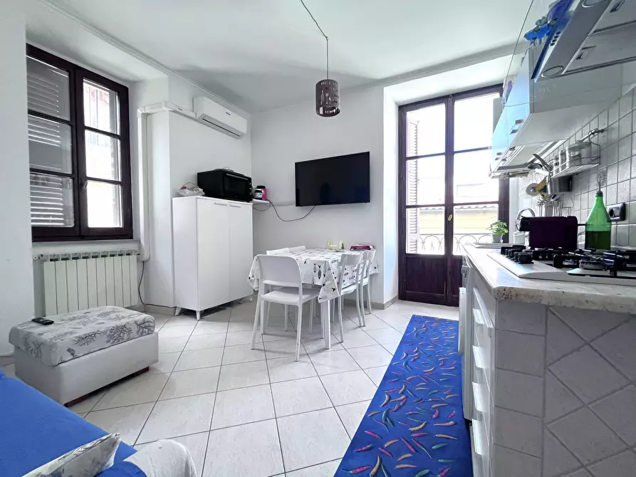 Immagine 1 di Appartamento in vendita  in Via Amalfi a Catanzaro