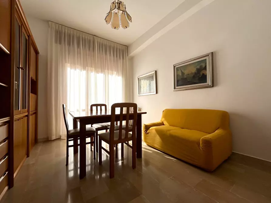 Immagine 1 di Appartamento in affitto  in via Azaria Tedeschi a Catanzaro