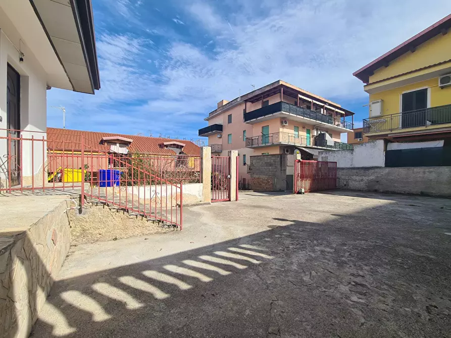 Immagine 2 di Casa indipendente in vendita  in via Formia a Catanzaro