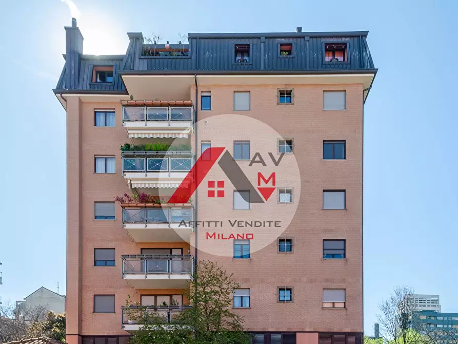 Immagine 1 di Appartamento in vendita  in Via Remo La Valle a Milano