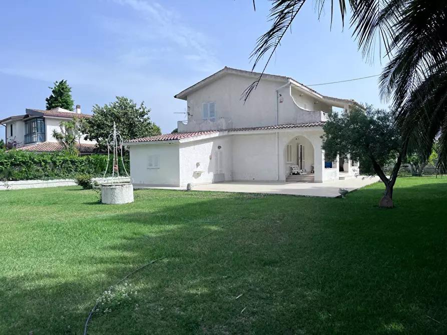 Immagine 1 di Villa in affitto  in Villaggio Azzurra Costa a Simeri Crichi