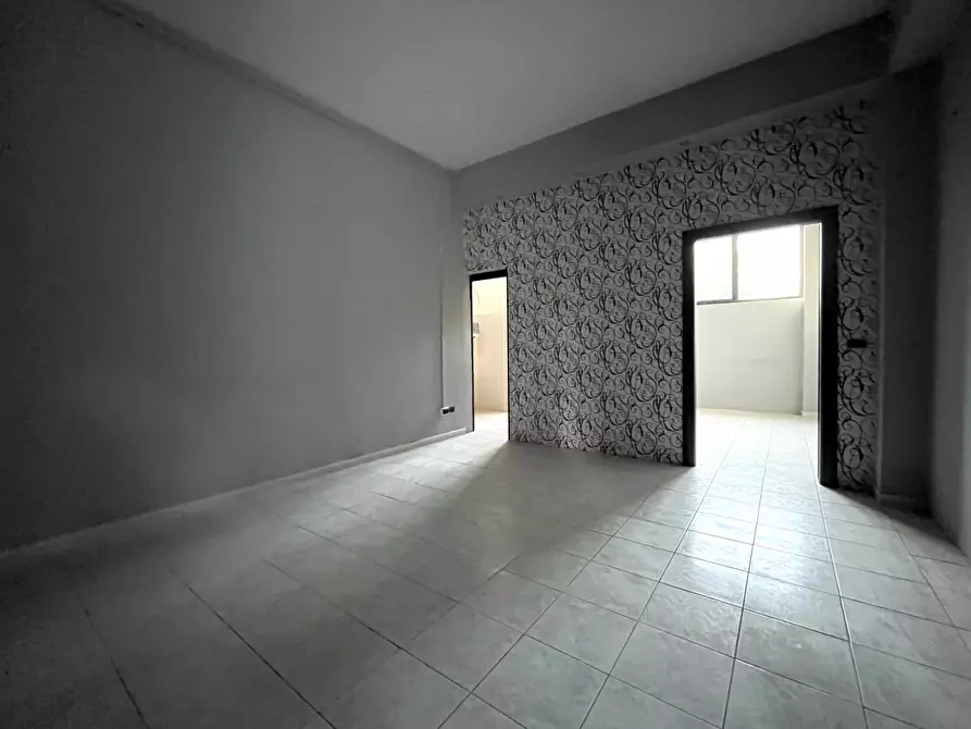 Immagine 5 di Magazzino in vendita  in Via Istria a Catanzaro