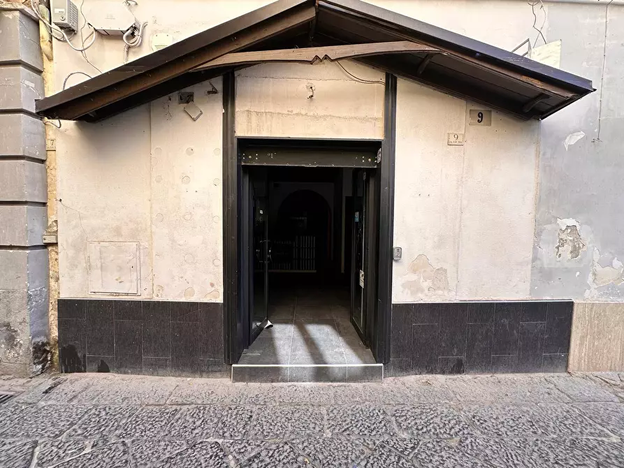 Immagine 15 di Negozio in affitto  in Via G. B. Vico a Caserta