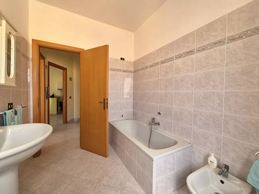 Immagine 10 di Appartamento in vendita  in Via Milano a Botricello