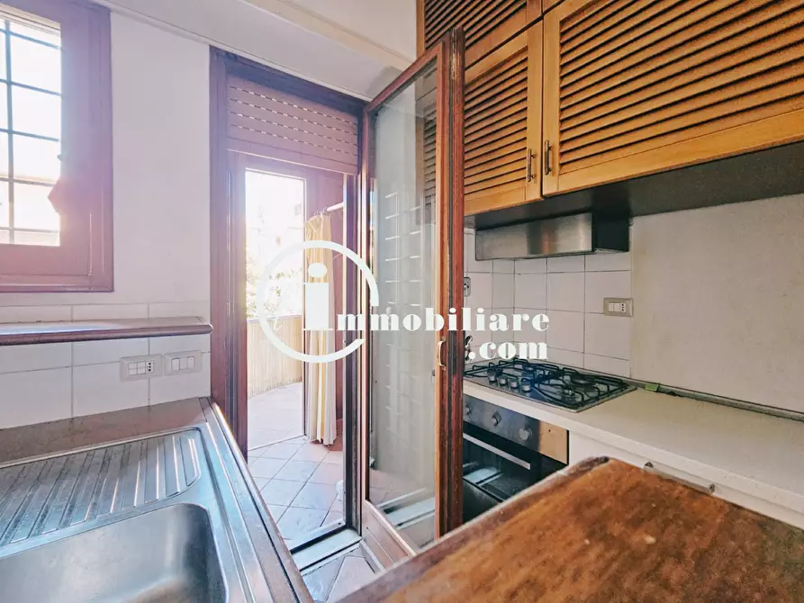 Immagine 13 di Appartamento in vendita  in VIA CASSIA a Roma