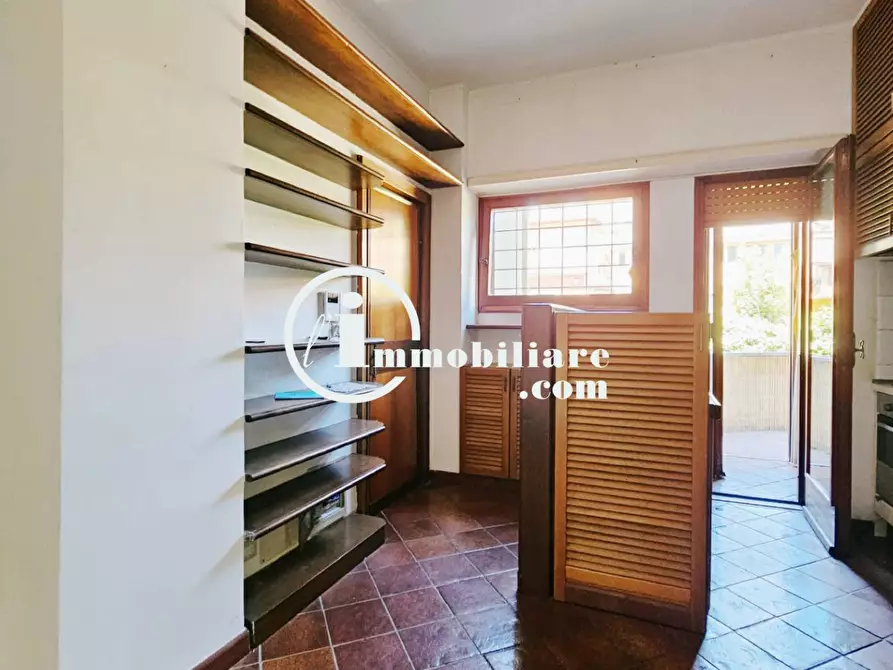 Immagine 17 di Appartamento in vendita  in VIA CASSIA a Roma